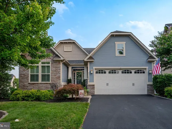 1123 Long Farm Cir, Brunswick, MD 21716
