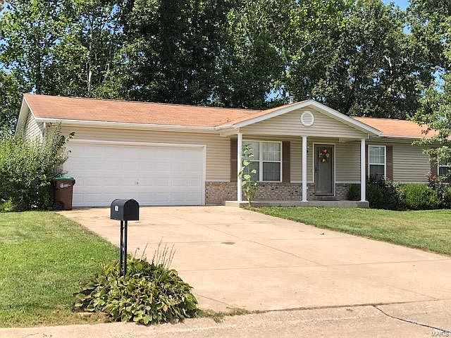 1st image of 105 Parkway Dr