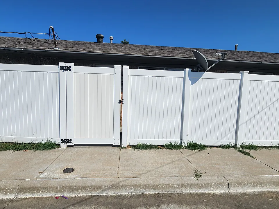 307 N 9th St E #16