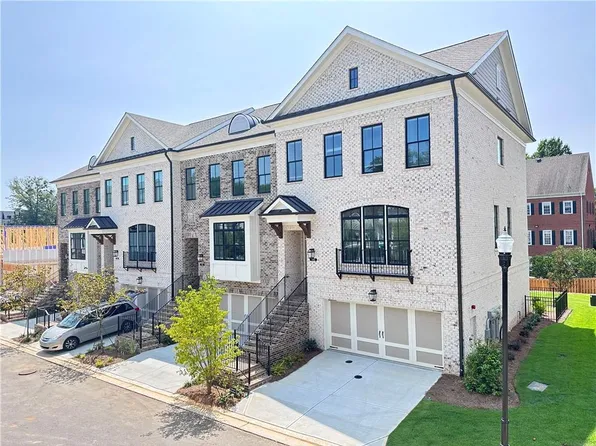 225 Briscoe Way #8, Alpharetta, GA 30009