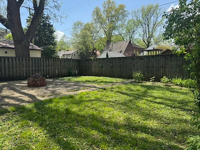 1419 Dial Ct — Photo 23