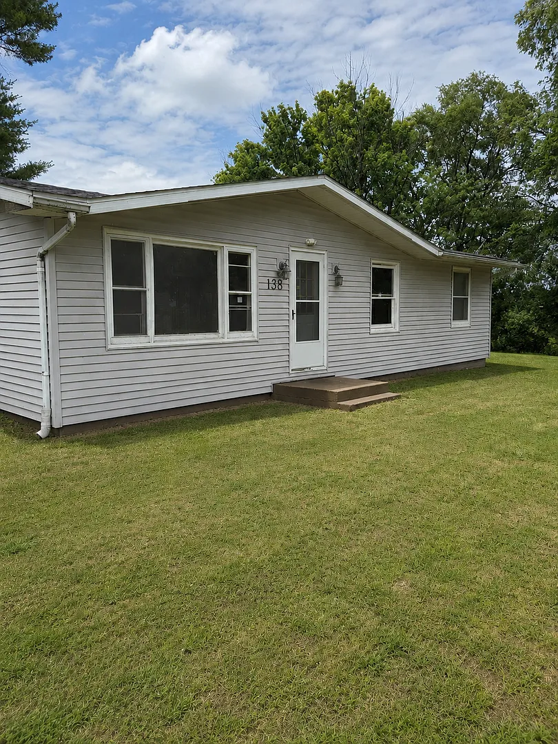 Affordable Ranch Home With Large Yard in Quiet Woodhull! — Photo 1