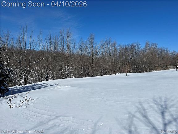 3rd image of 3055 Black Rd