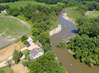 18699 Jasmine Rd, Mankato, MN 56001