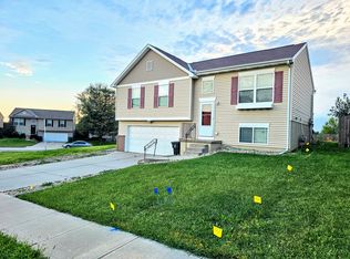 6960 N 89th St, Omaha, NE 68122