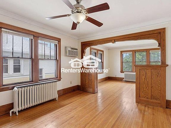 3rd image of 1601 Charles Ave