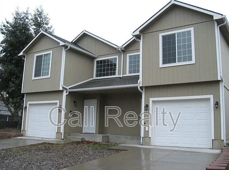 2420 E Joseph Ave — Photo 1