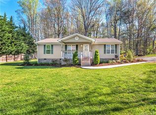 708 Stoney Mountain Rd #3, Hendersonville, NC 28791