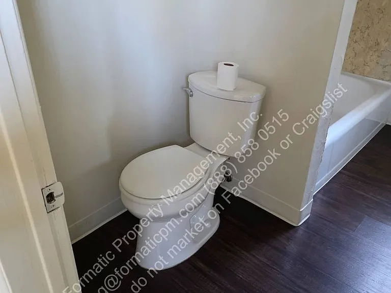 14311 S Norwalk Blvd — Photo 10