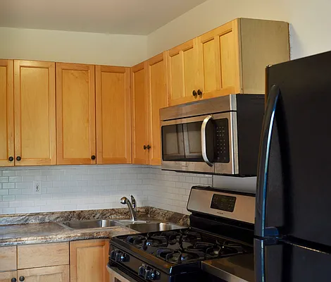 Rented by Compass | media 7