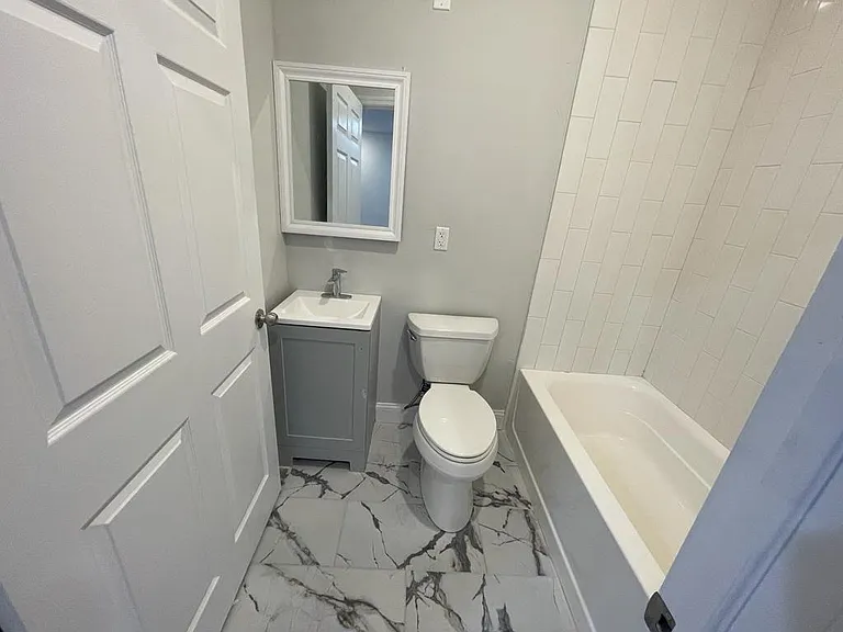 60 Carroll St — Photo 12