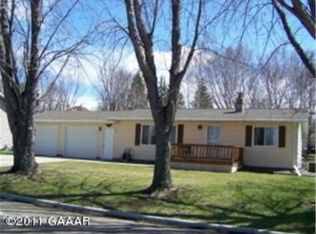 112 Poplar Ave, Lowry, MN 56349