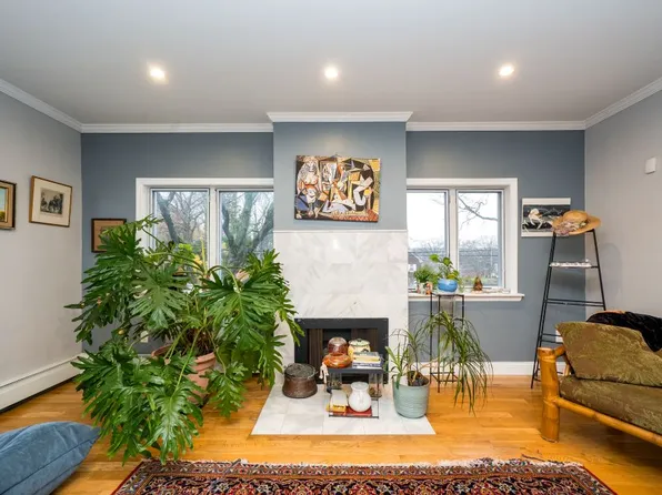 3056 Independence Avenue image 17 of 40