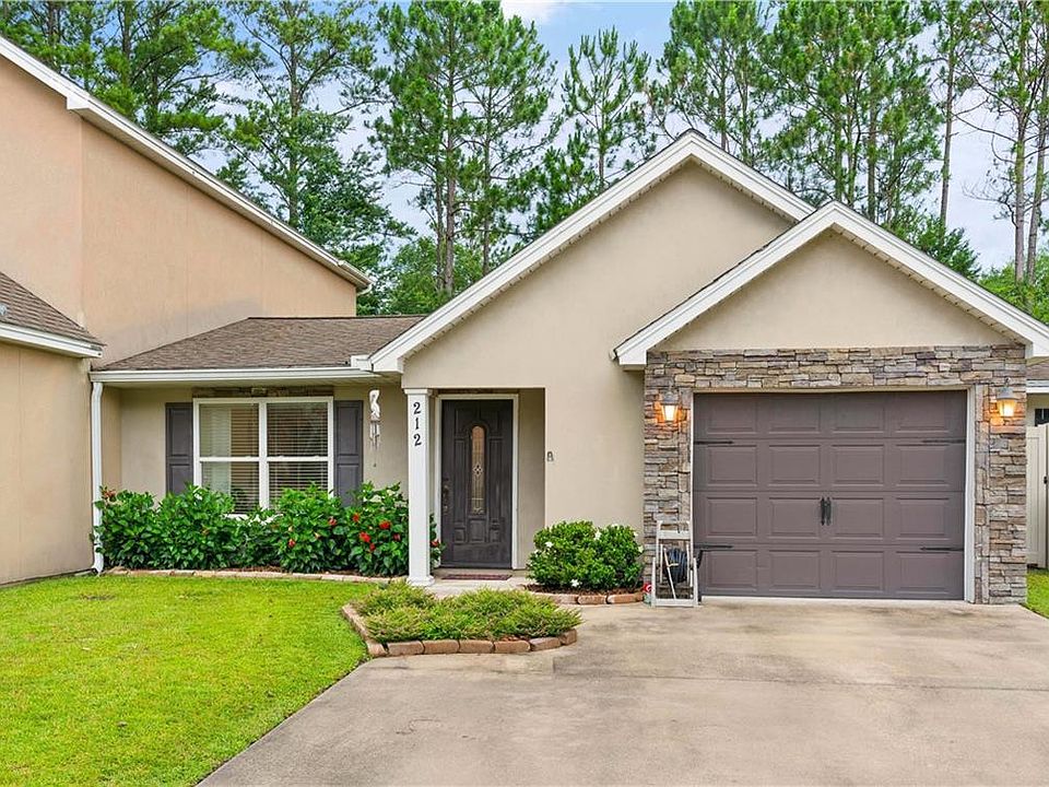 1st image of 212 Crown Cir