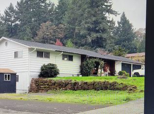 9443 SE Hillcrest Rd, Happy Valley, OR 97086