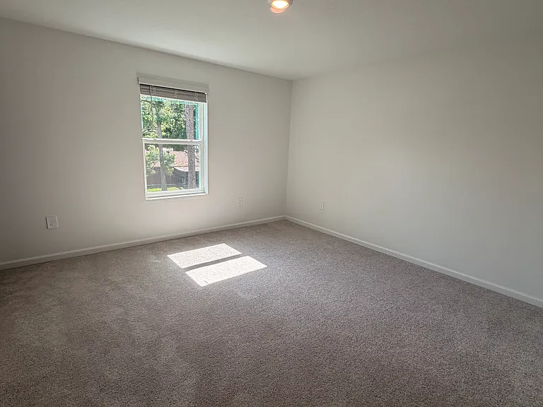 5404 NW 22nd Dr #5404 — Photo 10