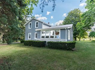 10307 Creek Rd, Pavilion, NY 14525