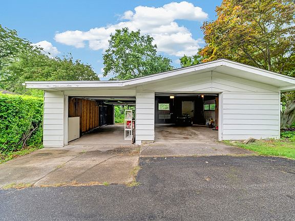 2nd image of 5516 Swanville Rd