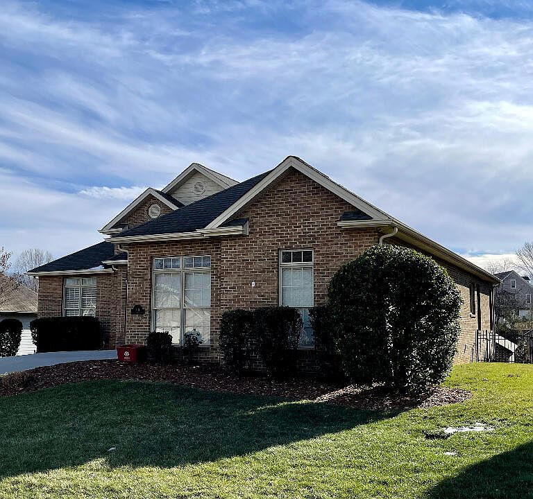 210 Alta Tree Blvd, Johnson City, TN 37604 Zillow