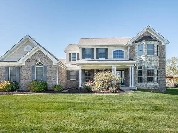 318 Braeswick Dr, Lake Saint Louis, MO 63367