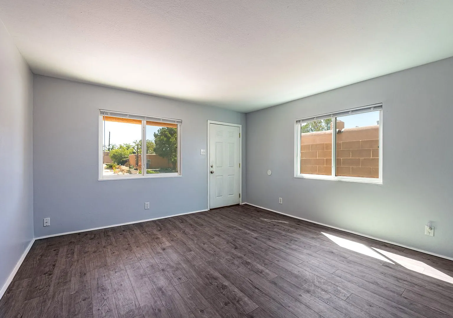 3 bed, 2.0 bath, 1680 sqft, $1,795 — Photo 3