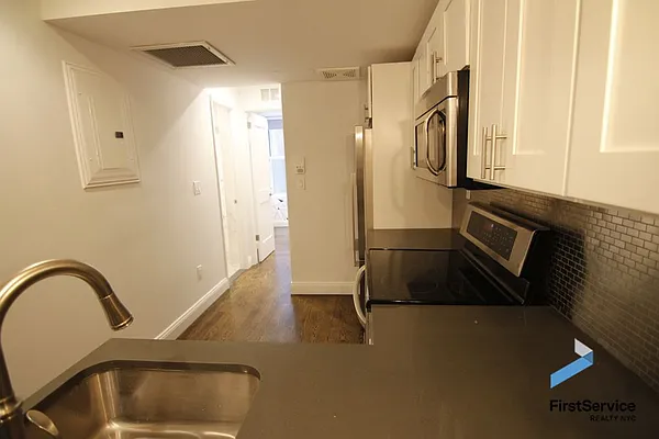 Rented by FirstService Realty (legacy) | media 2