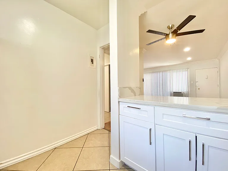 6151 Fountain Ave #15 — Photo 10