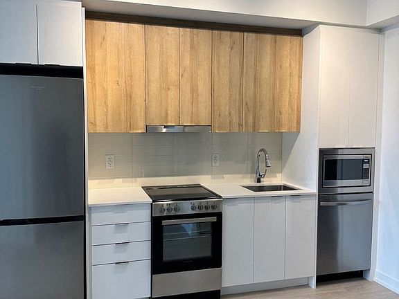 5th image of 9763 Markham Rd #207