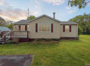 7244 Neff Rd, Mount Morris, MI 48458