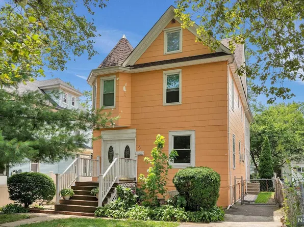 73 Clinton Pl, Hackensack, NJ 07601