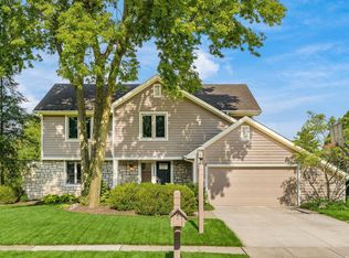 6882 Ravine Cir, Columbus, OH 43085