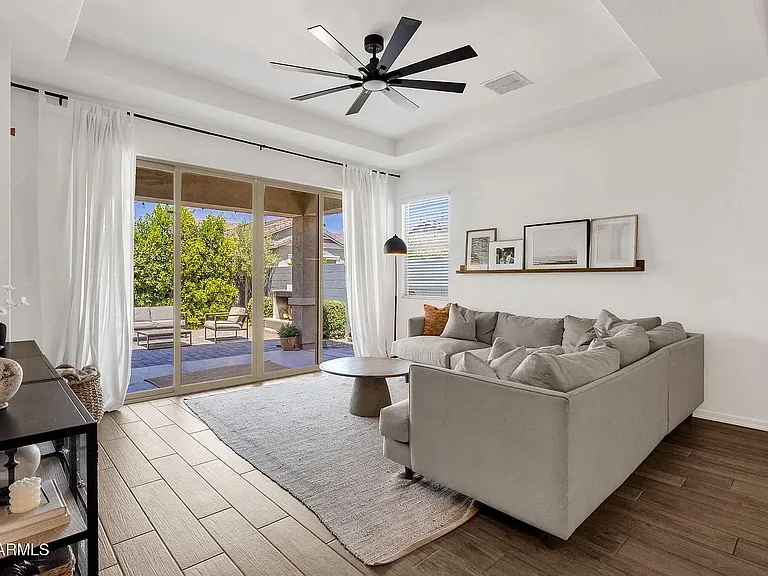 3516 E Pinto Dr — Photo 12