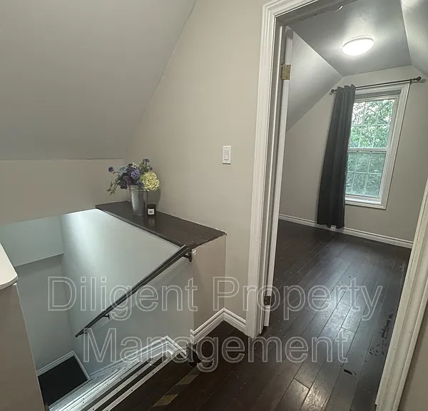 164 Stewart St #UPPER — Photo 20