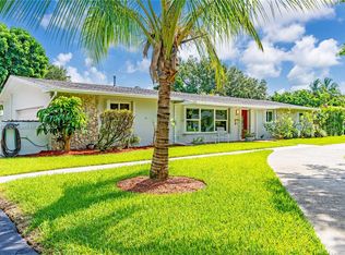 8845 SW 154th Ter, Palmetto Bay, FL 33157