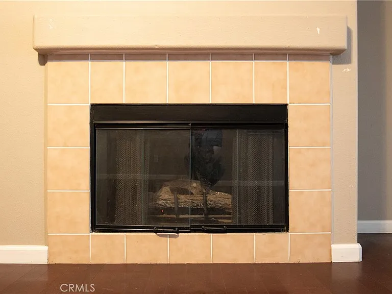 619 W Avenue H13 — Photo 33