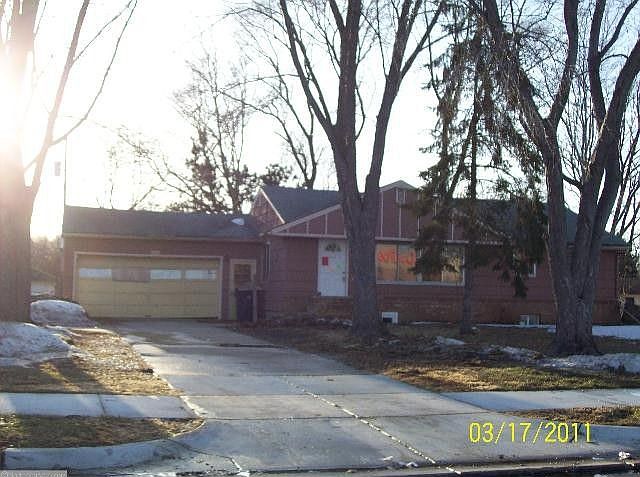 1st image of 5649 Brooklyn Blvd