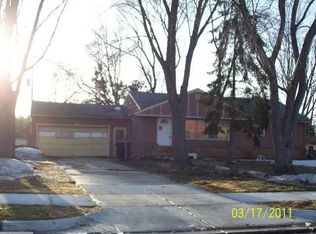 5649 Brooklyn Blvd, Brooklyn Center, MN 55429