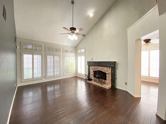 5th image of 11612 Charlotte Ln