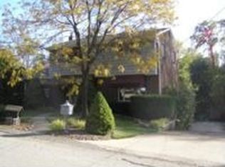 207 Golden Gate Dr, Verona, PA 15147