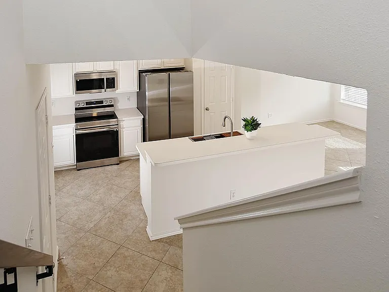 222 Blushwood Pl — Photo 5