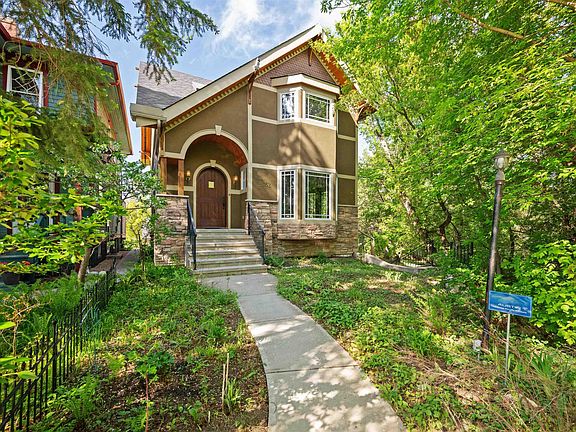 2nd image of 9652 86th Ave NW
