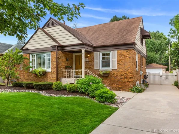 10114 S Turner Ave, Evergreen Park, IL 60805