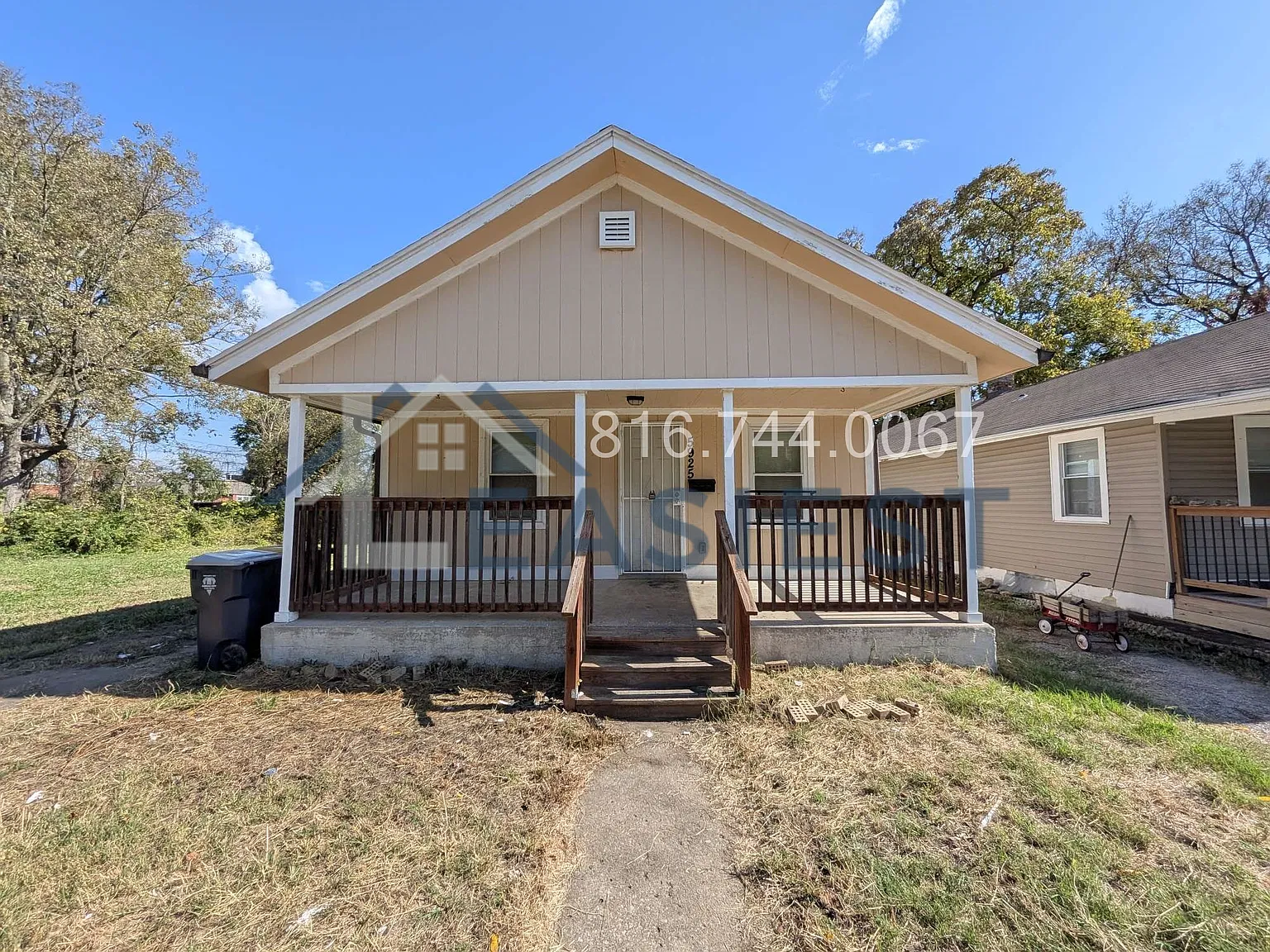 2 bed, 741 sqft, $695 — Photo 1