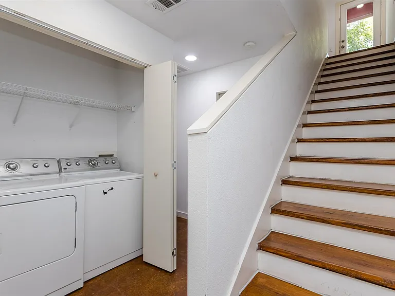 1429 Caddo St #B — Photo 4