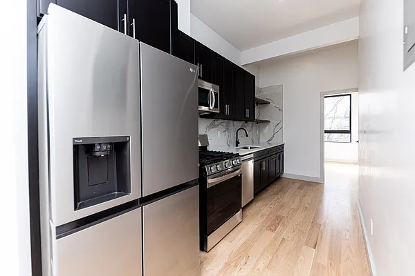 Rented by Compass | media 7