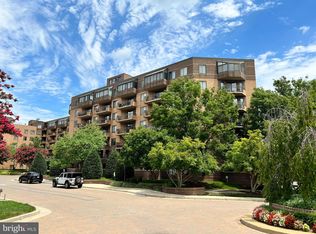 2111 Wisconsin Ave NW APT 420, Washington, DC 20007