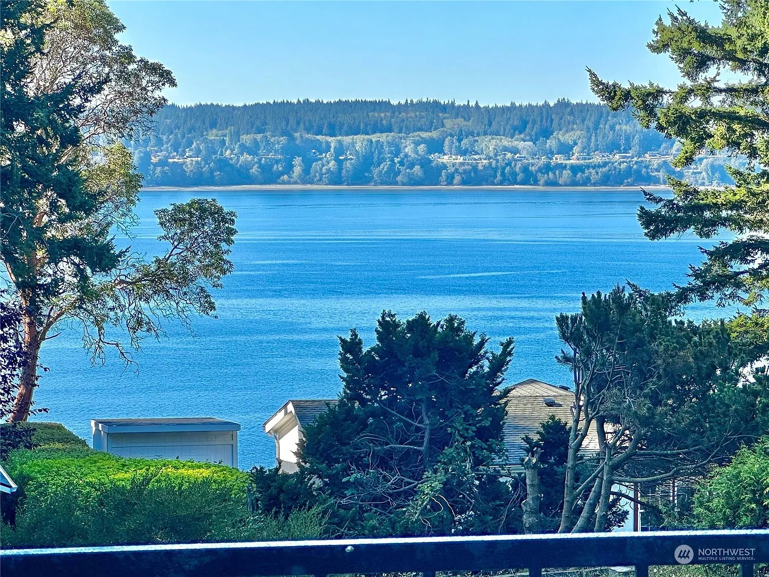 2083 Gull Way photo 1