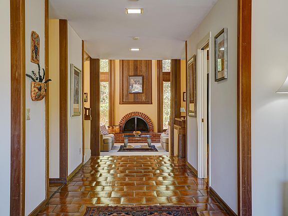 3rd image of 241 Kaanapali Dr
