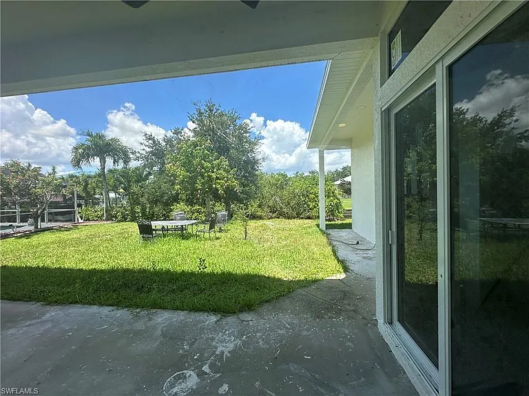 2220 SE 18th Ave — Photo 30