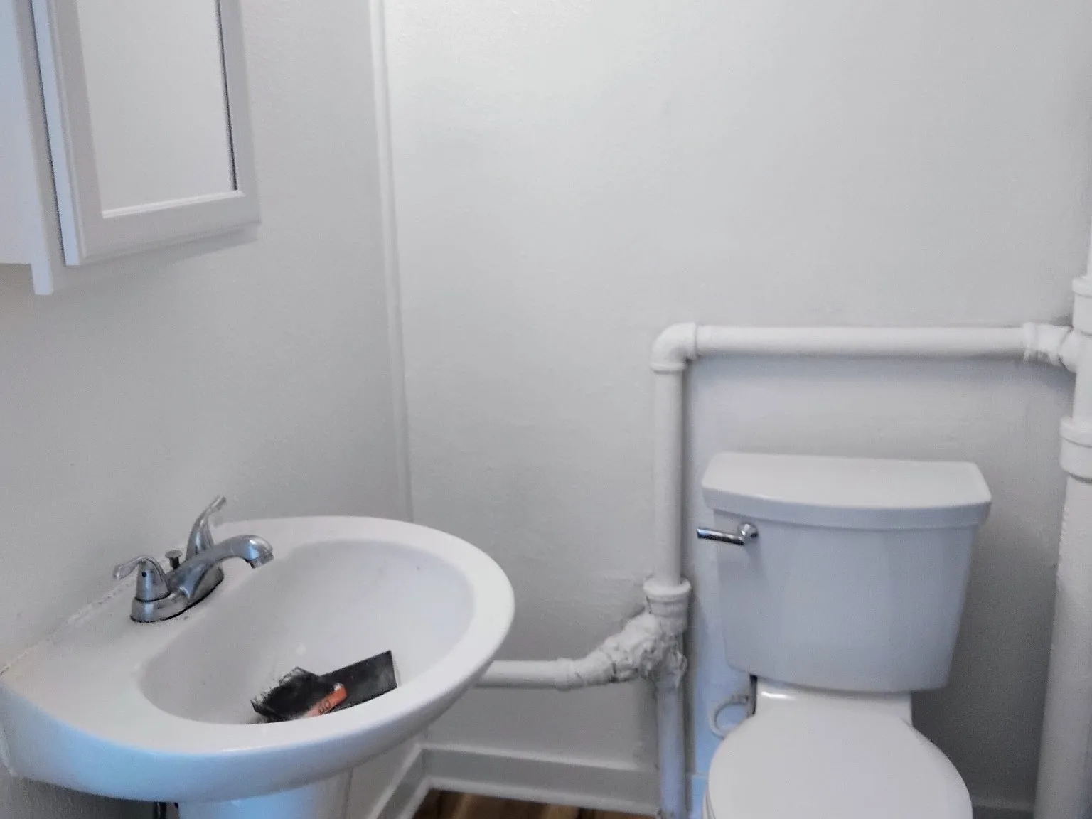1 bed, 400 sqft, $1,250 — Photo 2